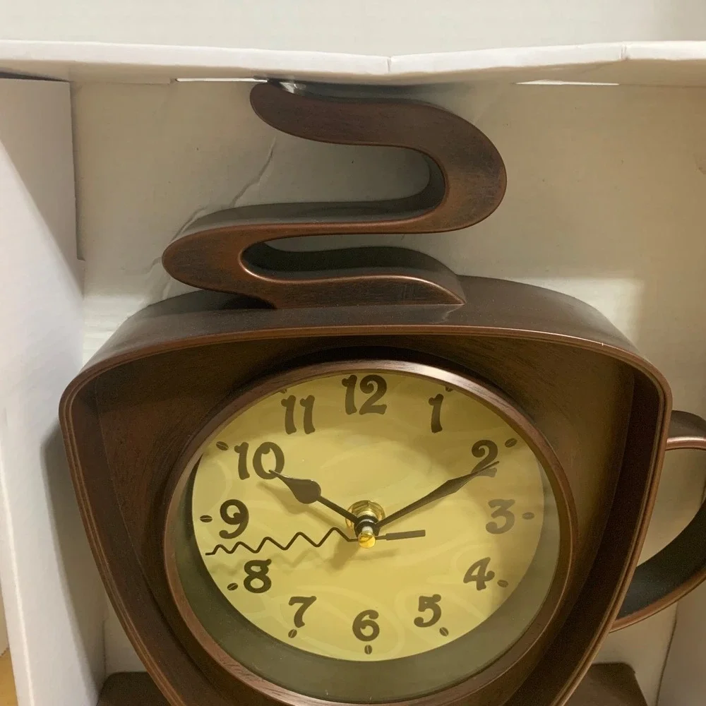 NEW Coffee Cappuccino Wall Clock -‎ Battery Operated;
